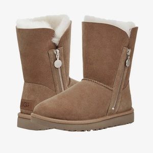 UGG Sueded Bailey Zip Booties - Size 7 - Brand New